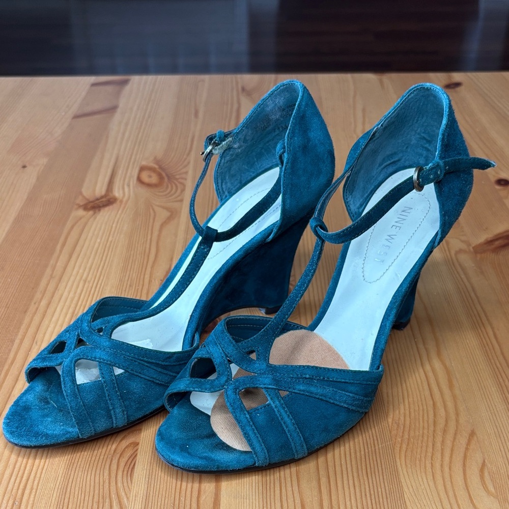 Nine West Teal Suede Heels